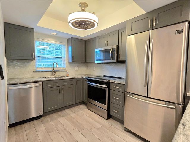 12900 VONN ROAD A101, Largo, FL 33774