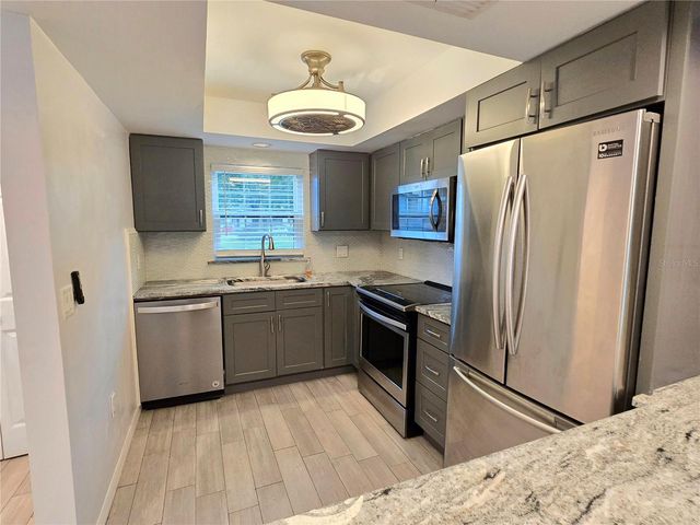 12900 VONN ROAD A101, Largo, FL 33774
