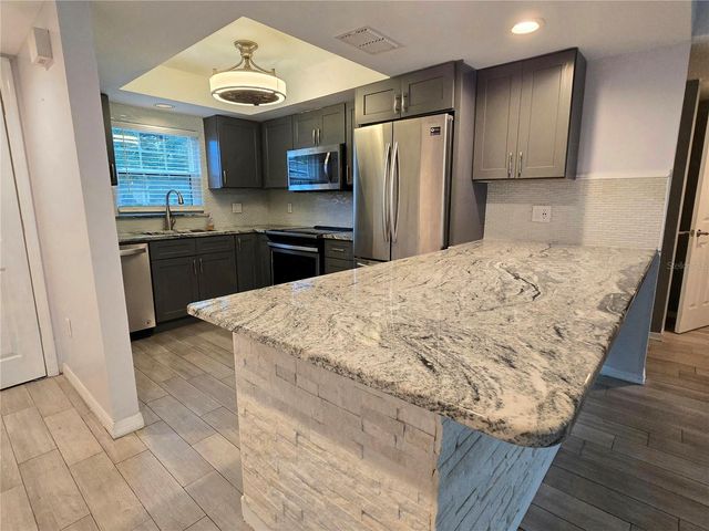 12900 VONN ROAD A101, Largo, FL 33774