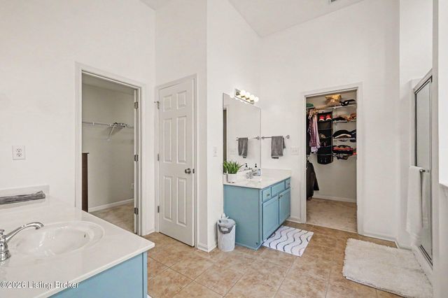 17020 Bowline View Trail, Louisville, KY 40245