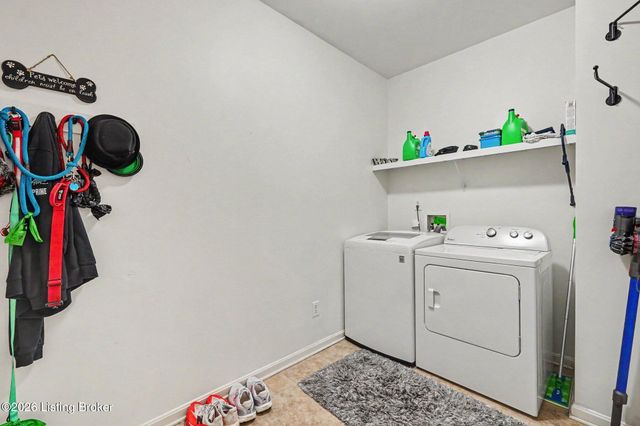 17020 Bowline View Trail, Louisville, KY 40245