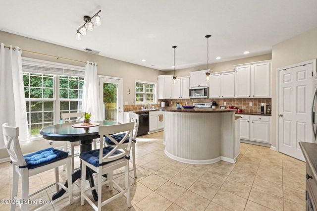 17020 Bowline View Trail, Louisville, KY 40245