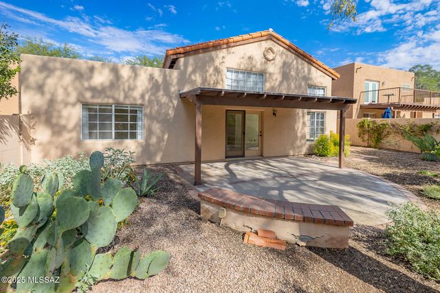 3745 N Camino Leamaria, Tucson, AZ 85716