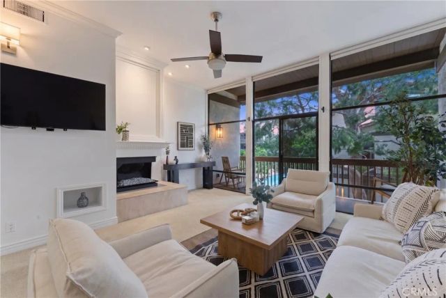 8208 Marina Pacifica North, Long Beach, CA 90803