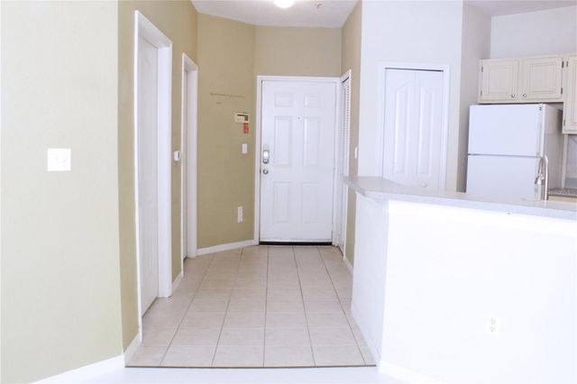 8925 LEGACY COURT 107, Kissimmee, FL 34747