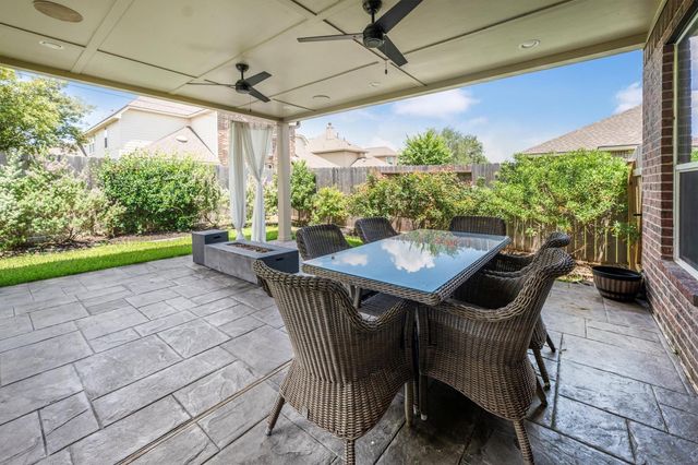 25227 Hawthorne Blossom Drive, Spring, TX 77389