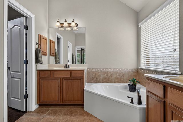 13010 Gordons Mott, San Antonio, TX 78253