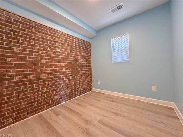 1409 Glenside Drive, Greensboro, NC 27405