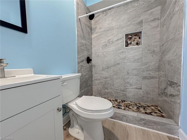 1409 Glenside Drive, Greensboro, NC 27405