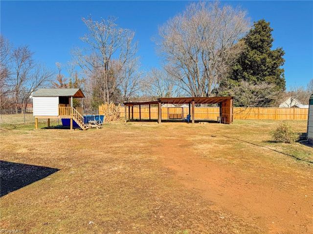 1409 Glenside Drive, Greensboro, NC 27405