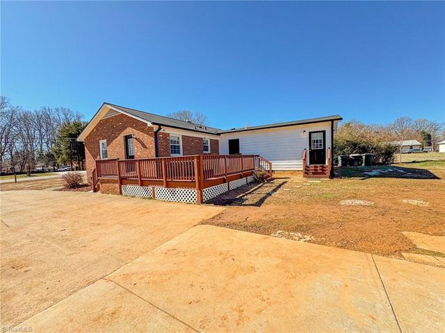 1409 Glenside Drive, Greensboro, NC 27405