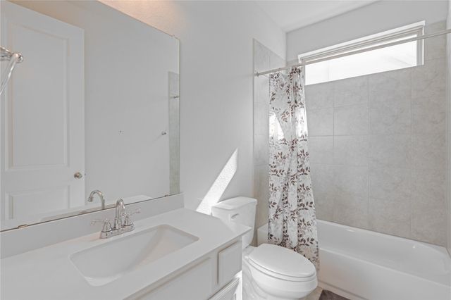 213 Mira Mesa DR, Liberty Hill, TX 78642