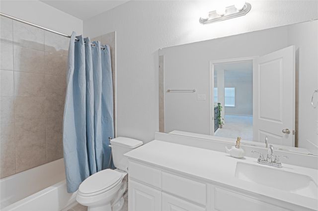 213 Mira Mesa DR, Liberty Hill, TX 78642