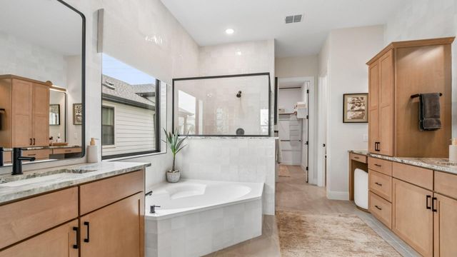 4104 Starnberg LN, Pflugerville, TX 78660