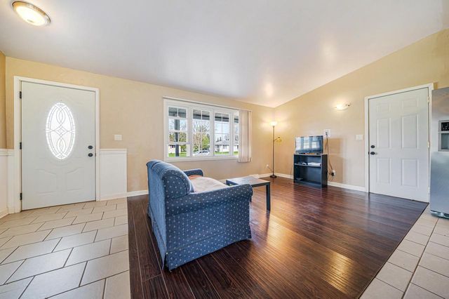 727 DAWN COURT, Neenah, WI 54956