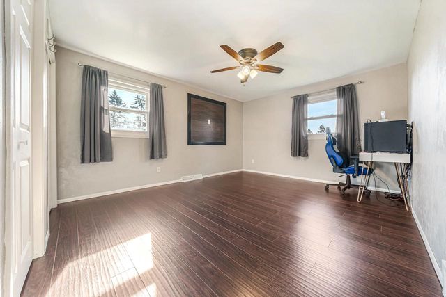 727 DAWN COURT, Neenah, WI 54956