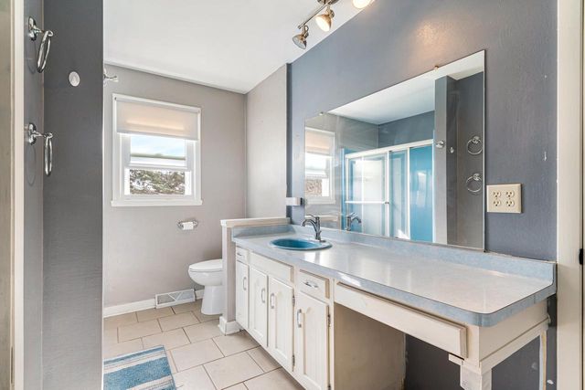 727 DAWN COURT, Neenah, WI 54956