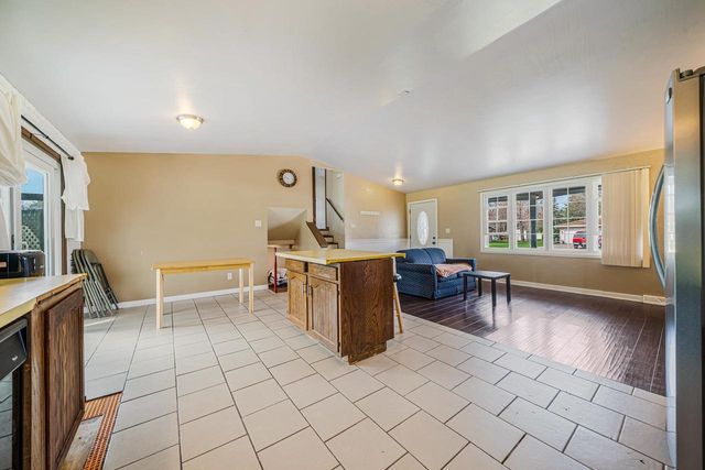 727 DAWN COURT, Neenah, WI 54956
