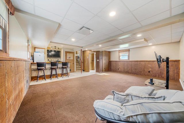 727 DAWN COURT, Neenah, WI 54956