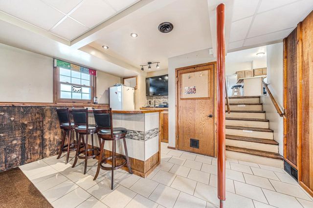 727 DAWN COURT, Neenah, WI 54956