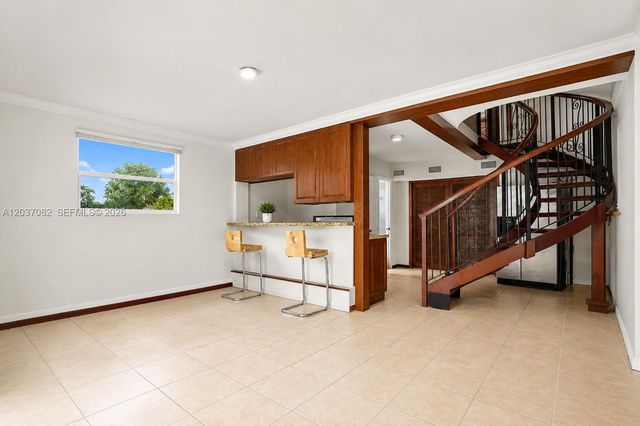300 SW 123rd Avenue, Miami, FL 33184