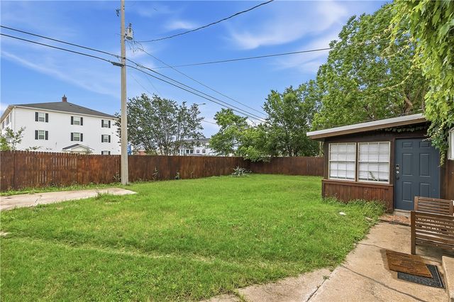906 Gilchrist Avenue, College Station, TX 77840