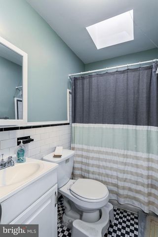 2736 E PRESTON ST, Baltimore, MD 21213