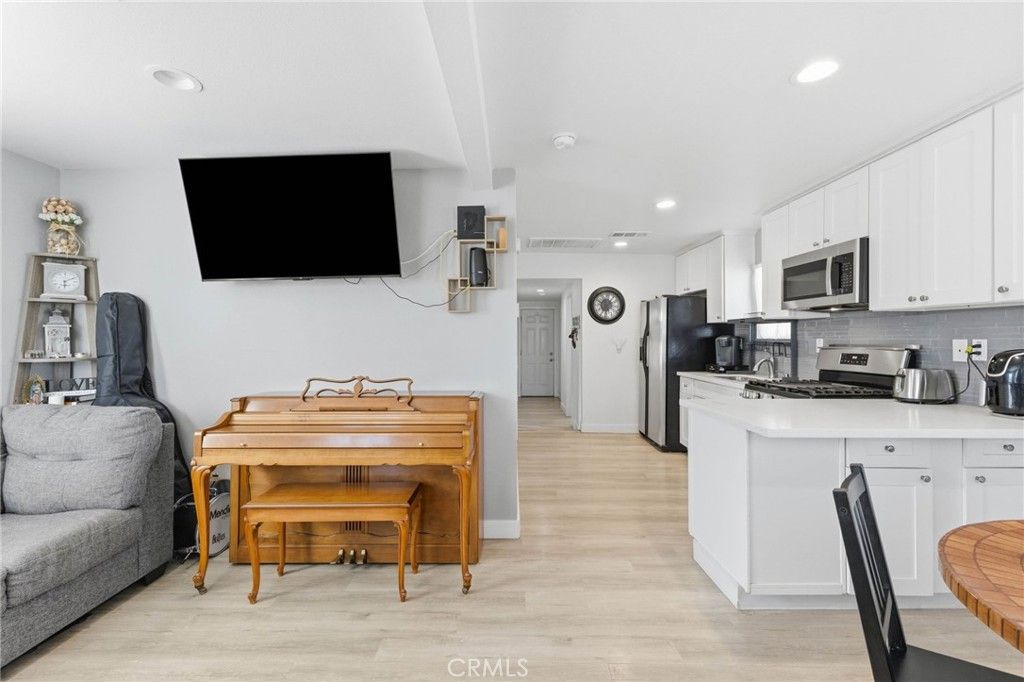 1252 D, Corona, CA 92882 — photo 5