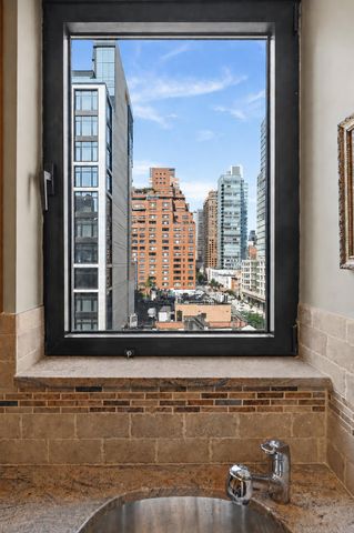 255 E 49th St Apt 9A, New York City, NY 10017