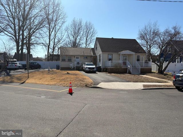 112 BIRCH AVE, Westville, NJ 08093