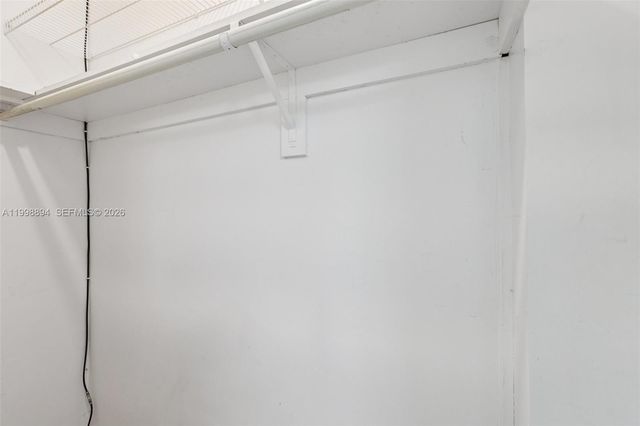 22 SE 3rd Ter 18, Dania Beach, FL 33004