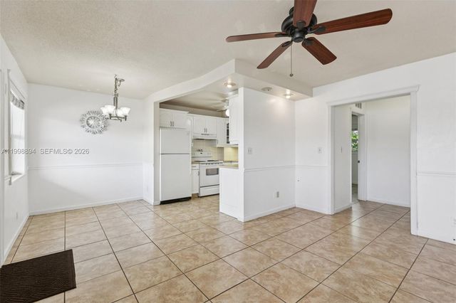 22 SE 3rd Ter 18, Dania Beach, FL 33004