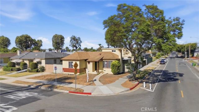 3892 Cherrywood Avenue, Leimert Park, CA 90008
