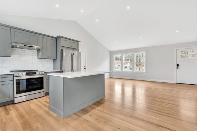 83 Airline Road, East Dennis, MA 02641