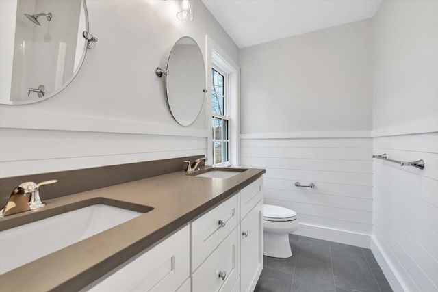 83 Airline Road, East Dennis, MA 02641