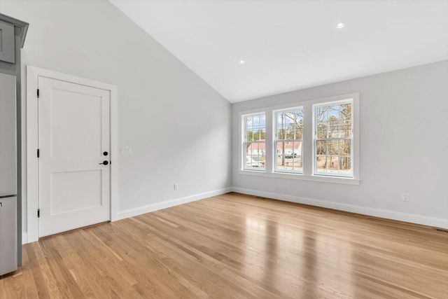 83 Airline Road, East Dennis, MA 02641