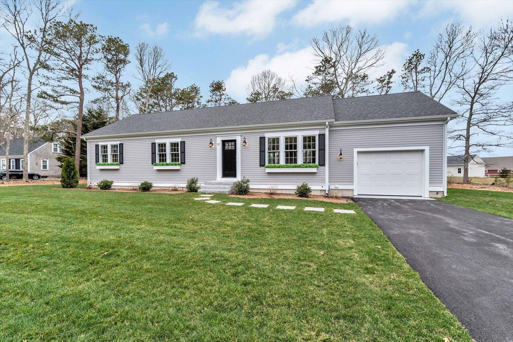 83 Airline Road, East Dennis, MA 02641