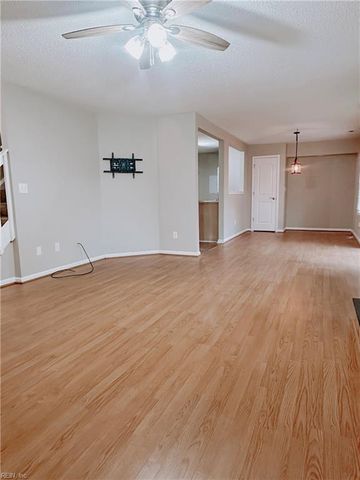 4512 Shallowford CIR, Virginia Beach, VA 23462