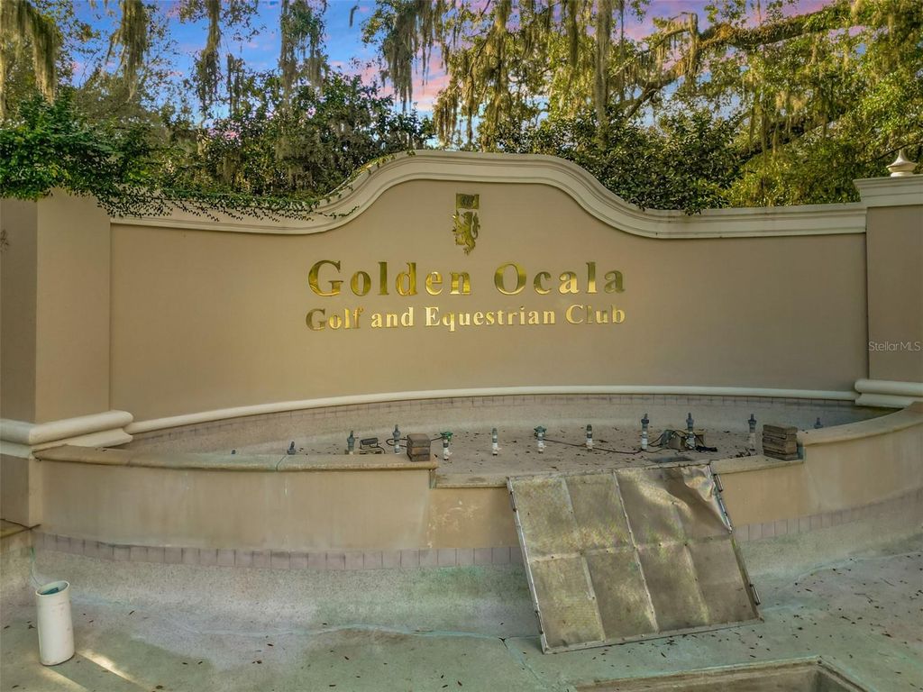 Image 3 of property listing at 2785 NW 80TH AVENUE, Ocala, FL 34482