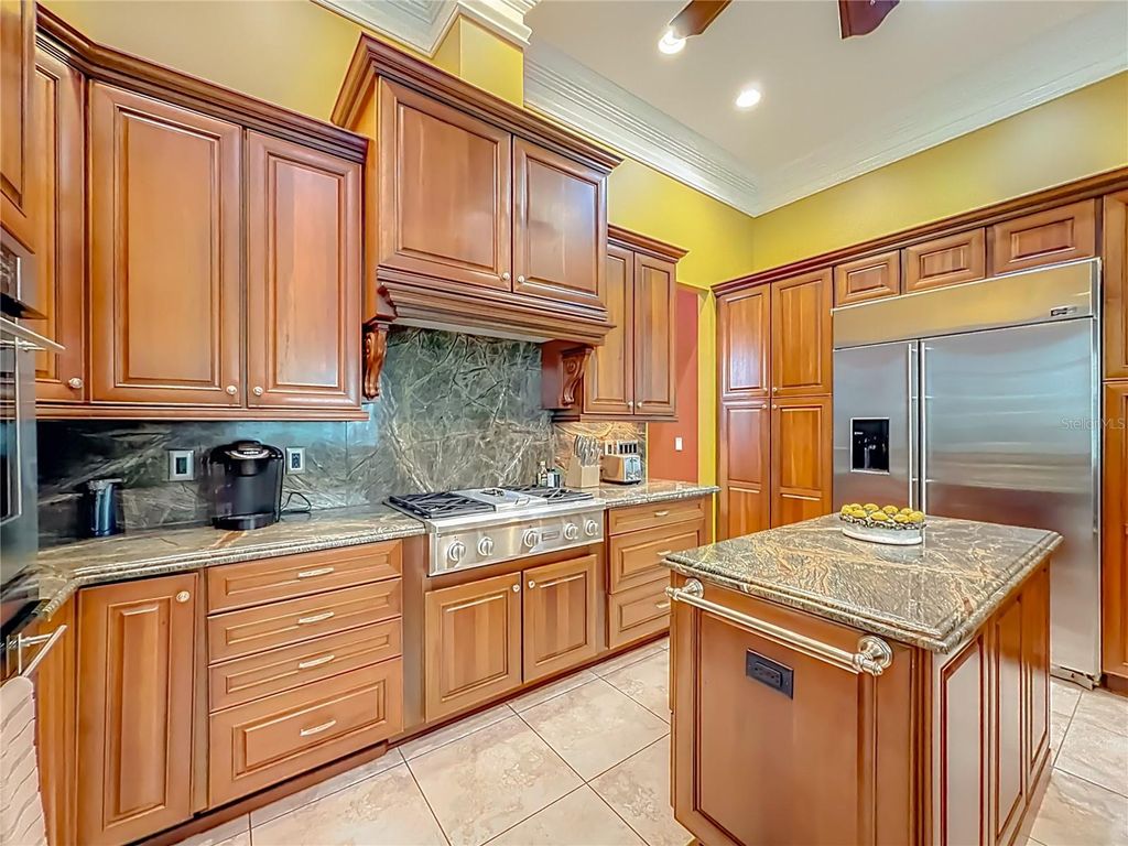 Image 22 of property listing at 2785 NW 80TH AVENUE, Ocala, FL 34482