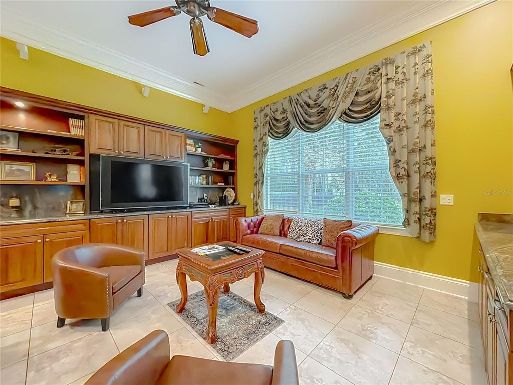 Image 27 of property listing at 2785 NW 80TH AVENUE, Ocala, FL 34482