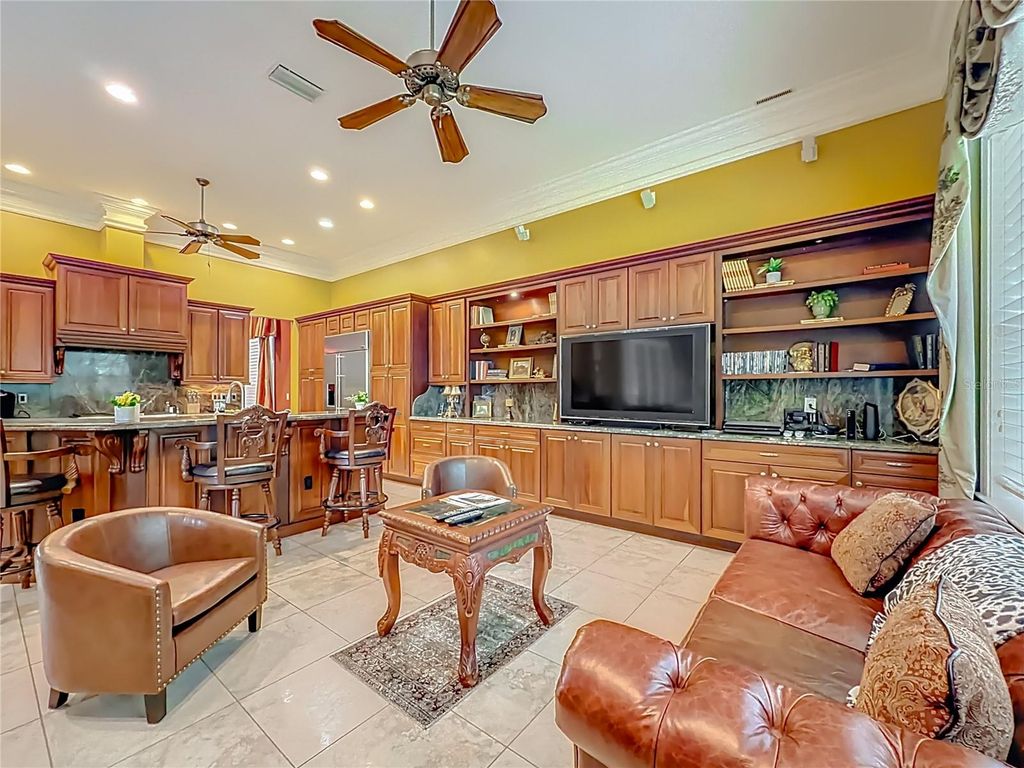 Image 28 of property listing at 2785 NW 80TH AVENUE, Ocala, FL 34482