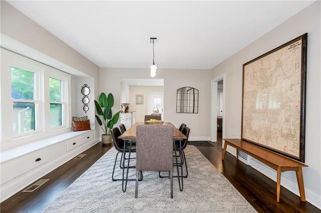 4428 Summit Street, Kansas City, MO 64111