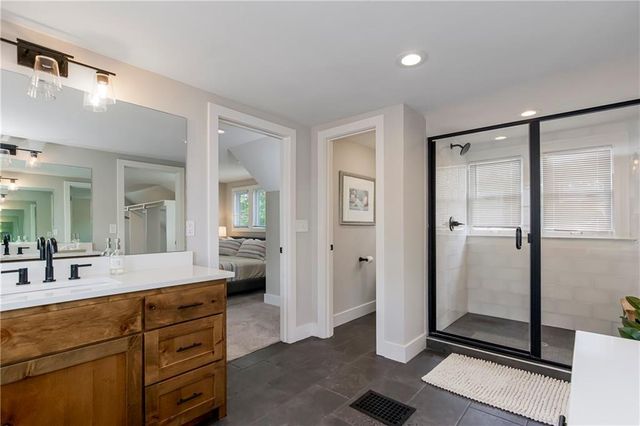 4428 Summit Street, Kansas City, MO 64111