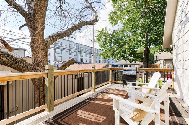 4428 Summit Street, Kansas City, MO 64111