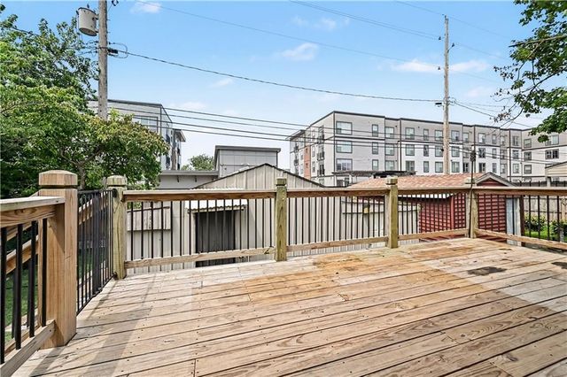 4428 Summit Street, Kansas City, MO 64111