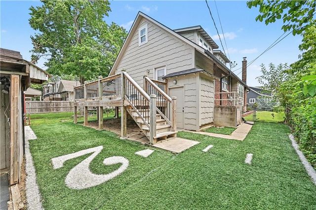 4428 Summit Street, Kansas City, MO 64111