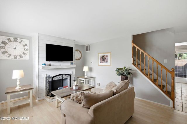 142 Greenwood Loop Road 142, Brick, NJ 08724