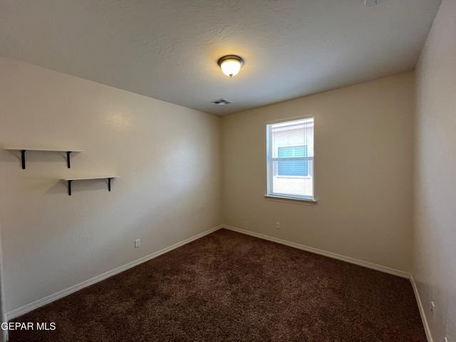 147 N MANZANITA Drive, El Paso, TX 79928