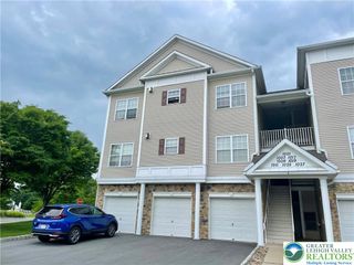 1009 Old Course Lane, Williams Twp, PA 18042